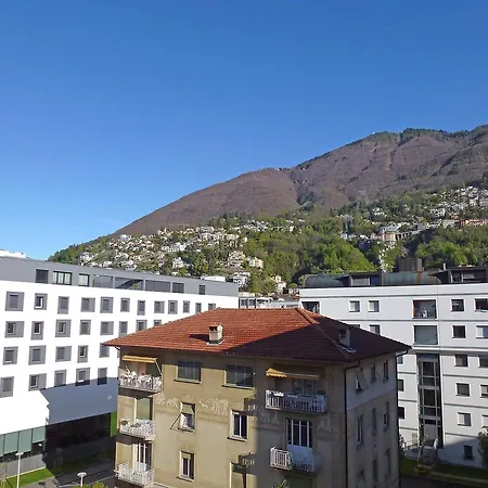 Condominio Varesi Apartment *