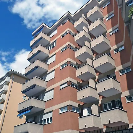 Condominio Varesi Apartment
